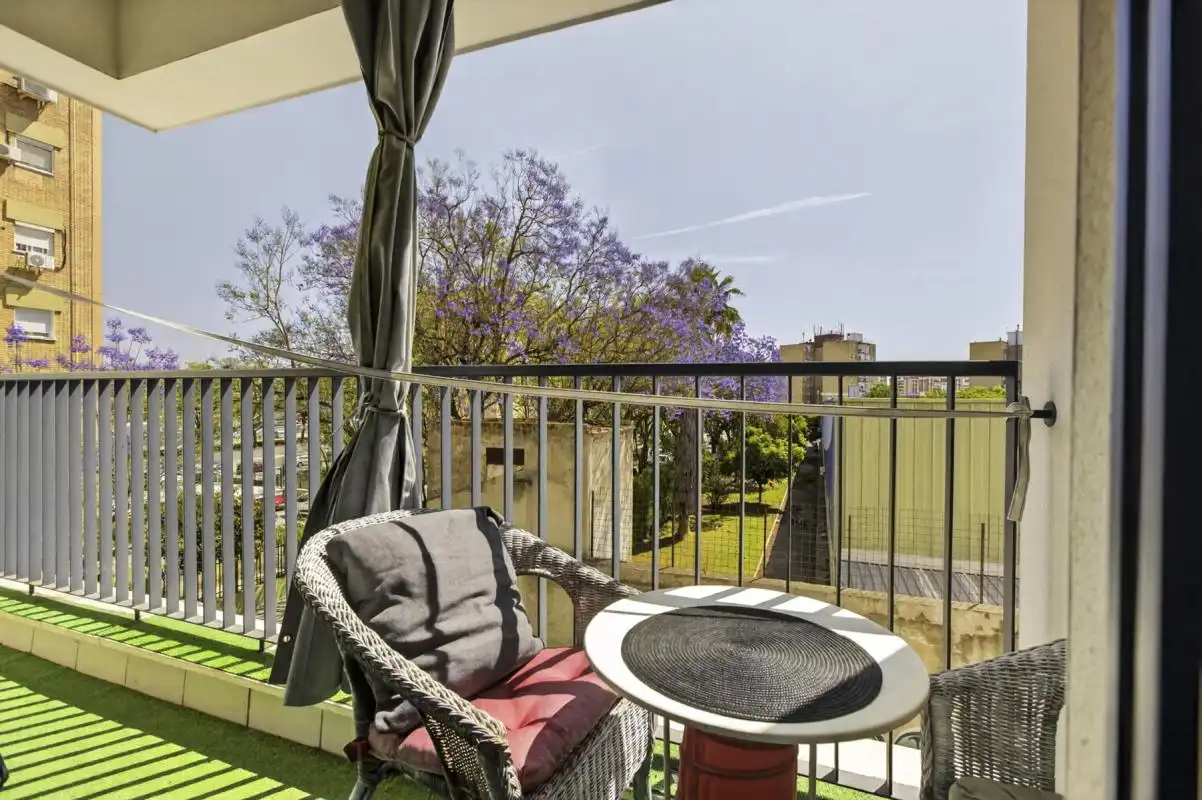 Terraza de Piso en venta en  Sevilla Capital con Aire acondicionado, Calefacción y Jardín privado