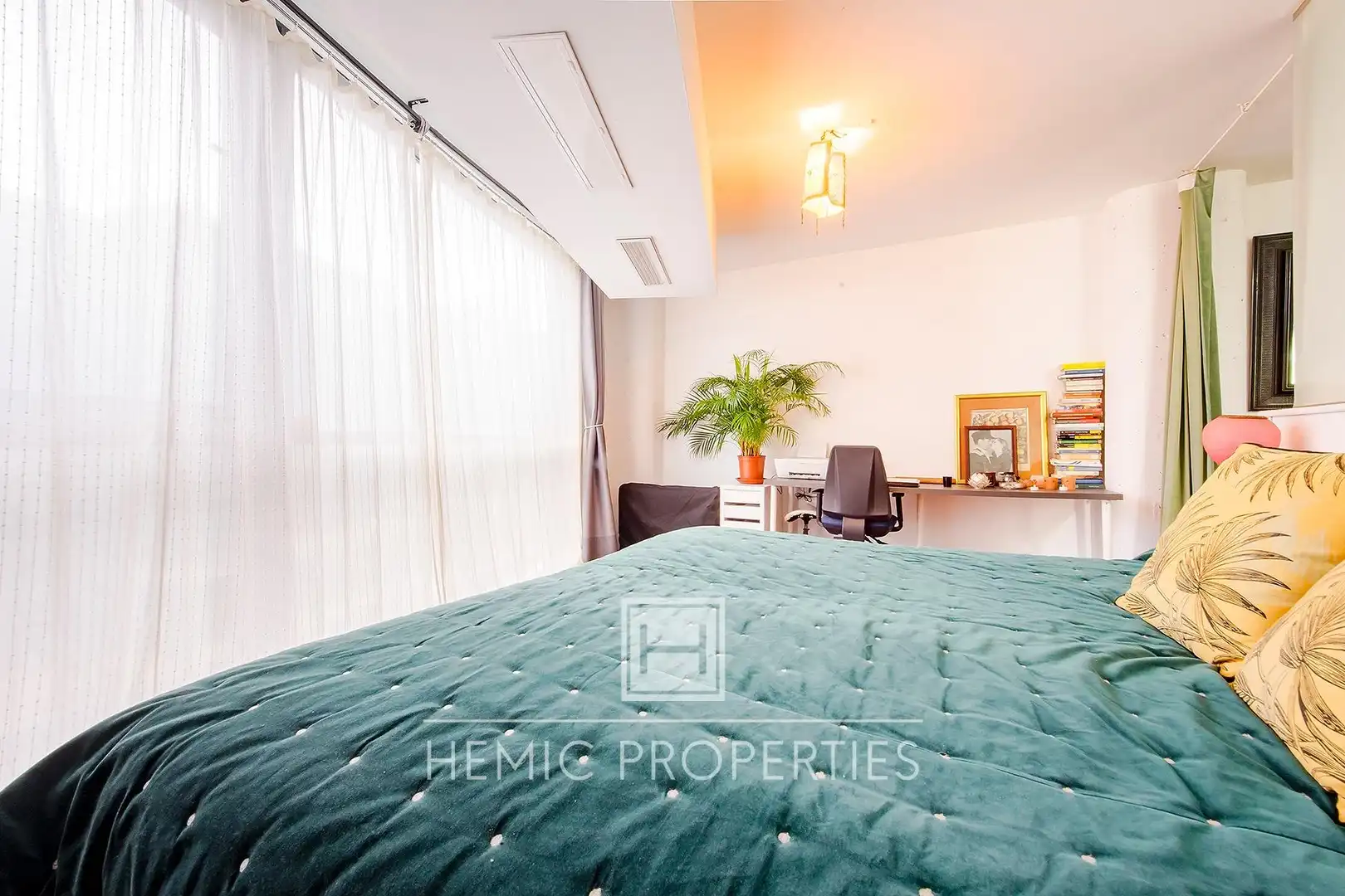 Schlafzimmer von Loft zum Verkauf in Madrid mit Heizung, Parkett und Gemeinschaftspool