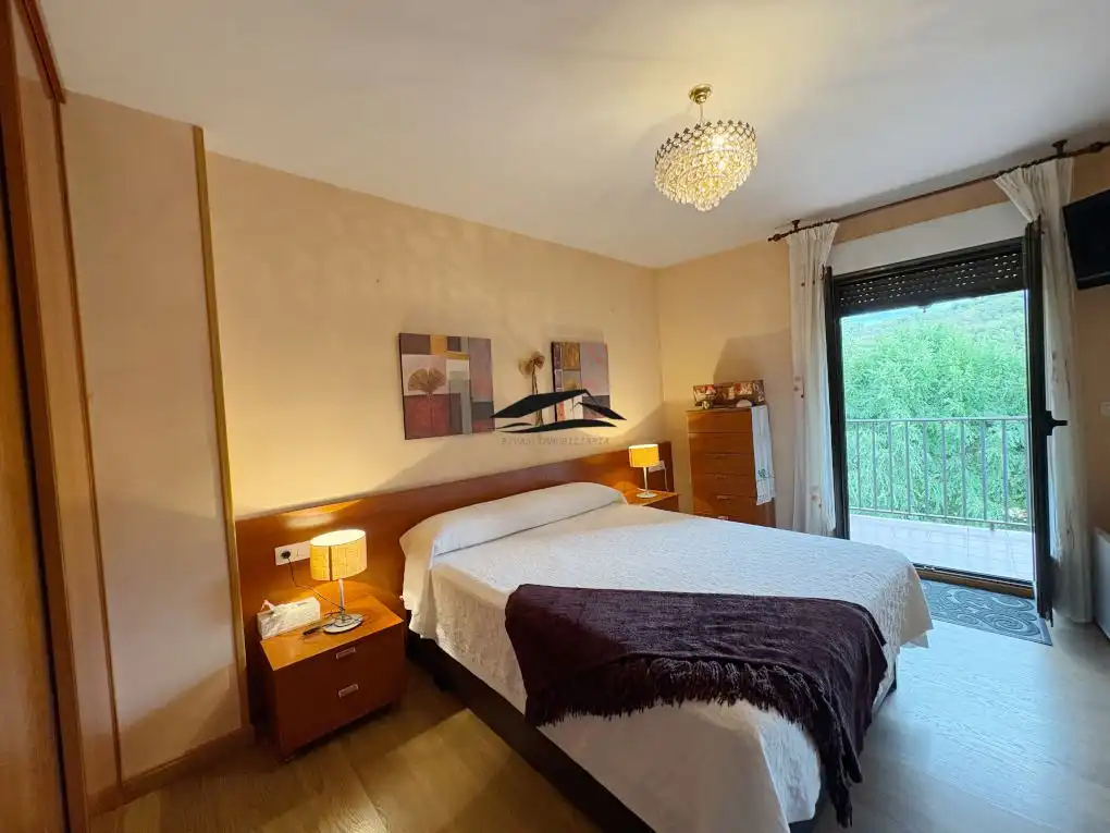 Habitación de Casa o chalet en venta en Santibáñez de la Sierra con Aire acondicionado, Calefacción y Terraza