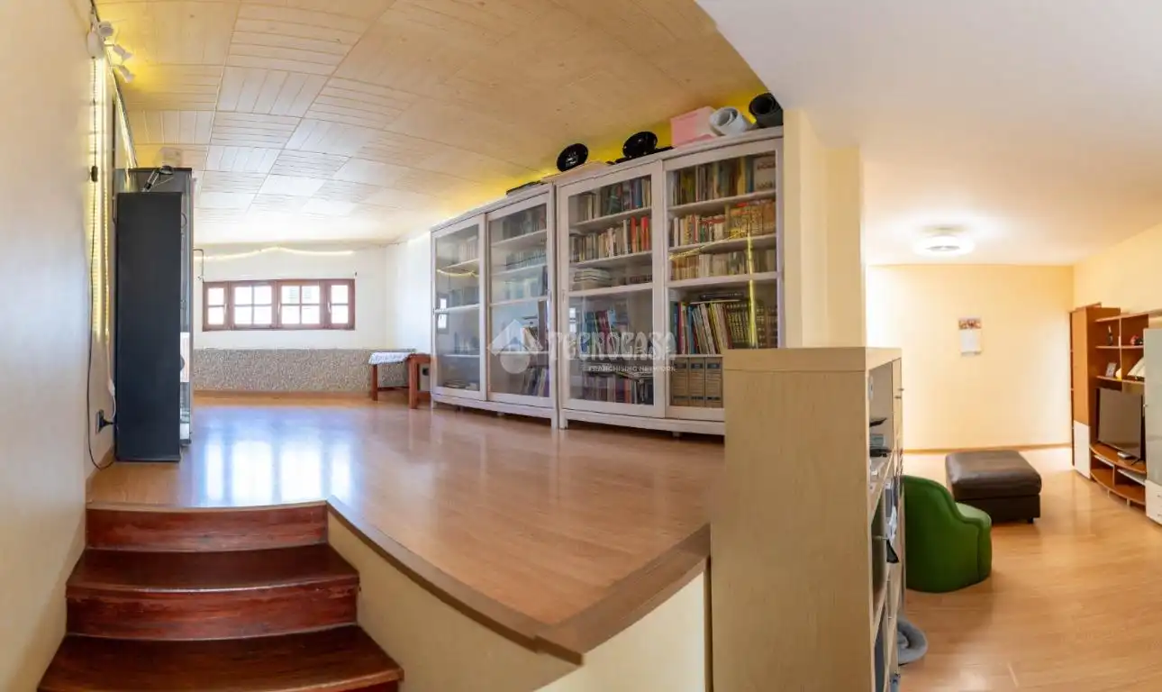 Casa adosada en venta en Telde con Amueblado