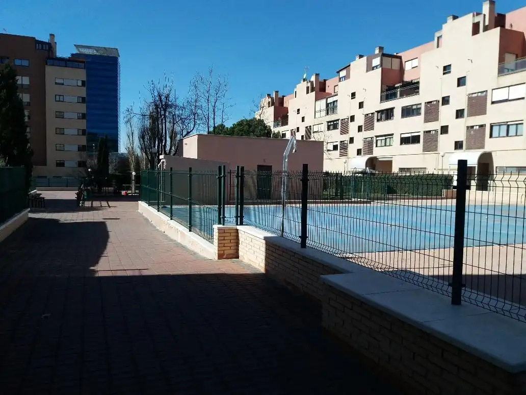 Flat for rent in Calle Fausto Elhuyar, La Garena