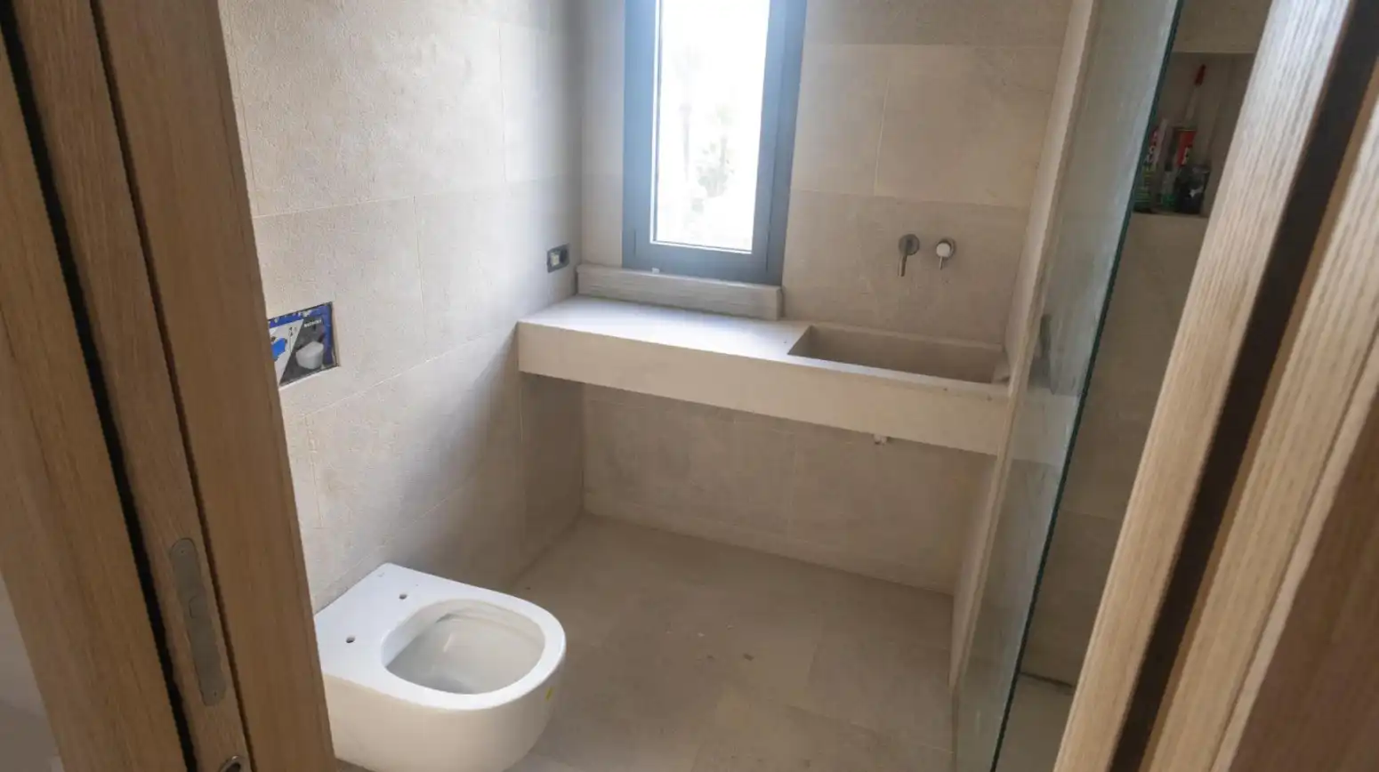 Bathroom of Attic for sale in  Palma de Mallorca  with Air Conditioner, Terrace and Storage room
