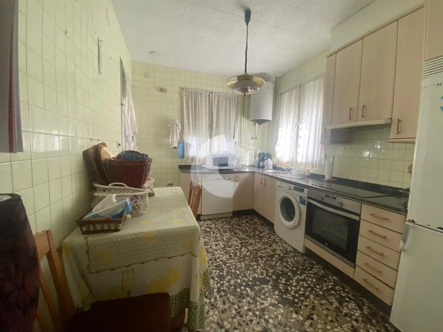 Küche von Einfamilien-Reihenhaus zum Verkauf in Ourense Capital 