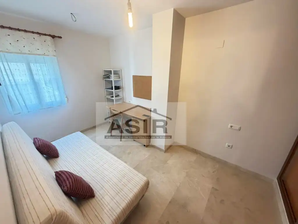 Wohnung zur Miete in Calle Cardenal Vera, Sants Patrons