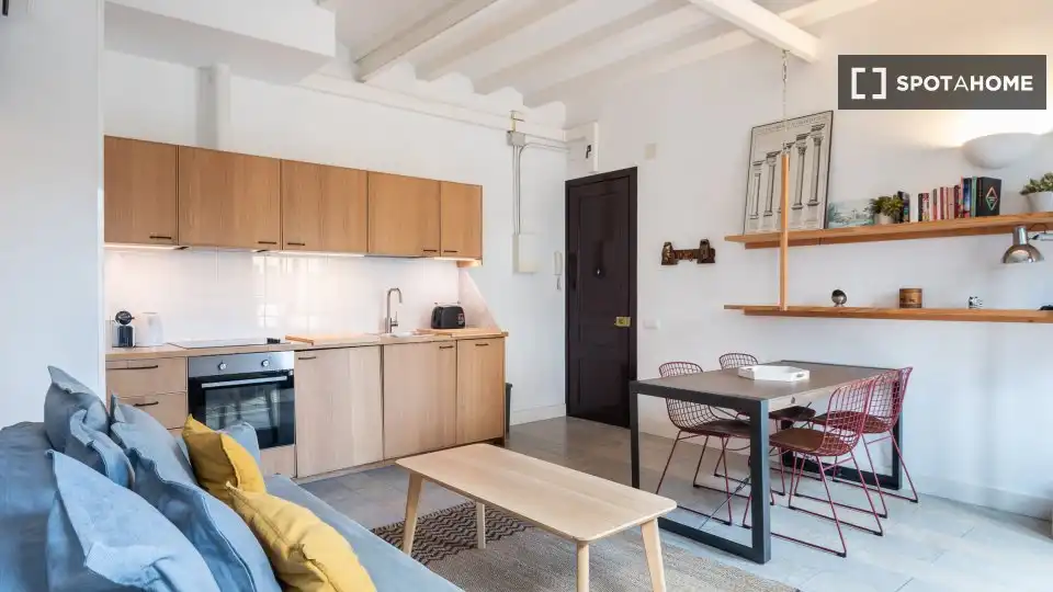 Flat with terrace to rent in Sant Martí, imagen 3