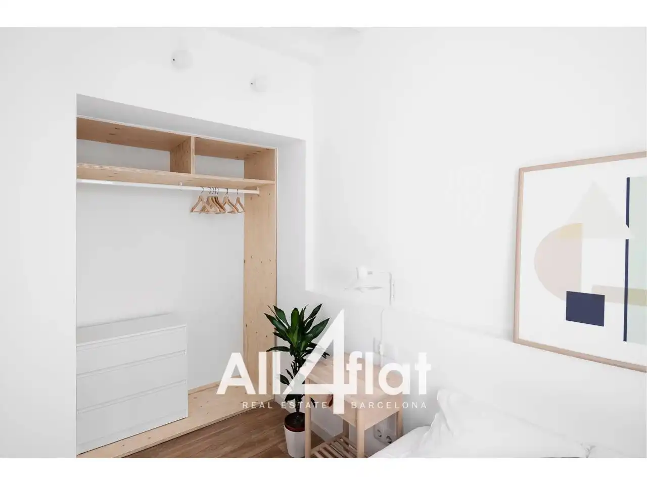 Flat for rent in Calle CERA, El Raval
