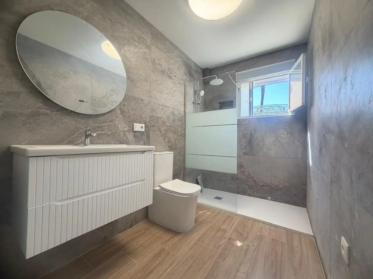 Baño de Casa o chalet en venta en Daya Vieja con Aire acondicionado y Terraza