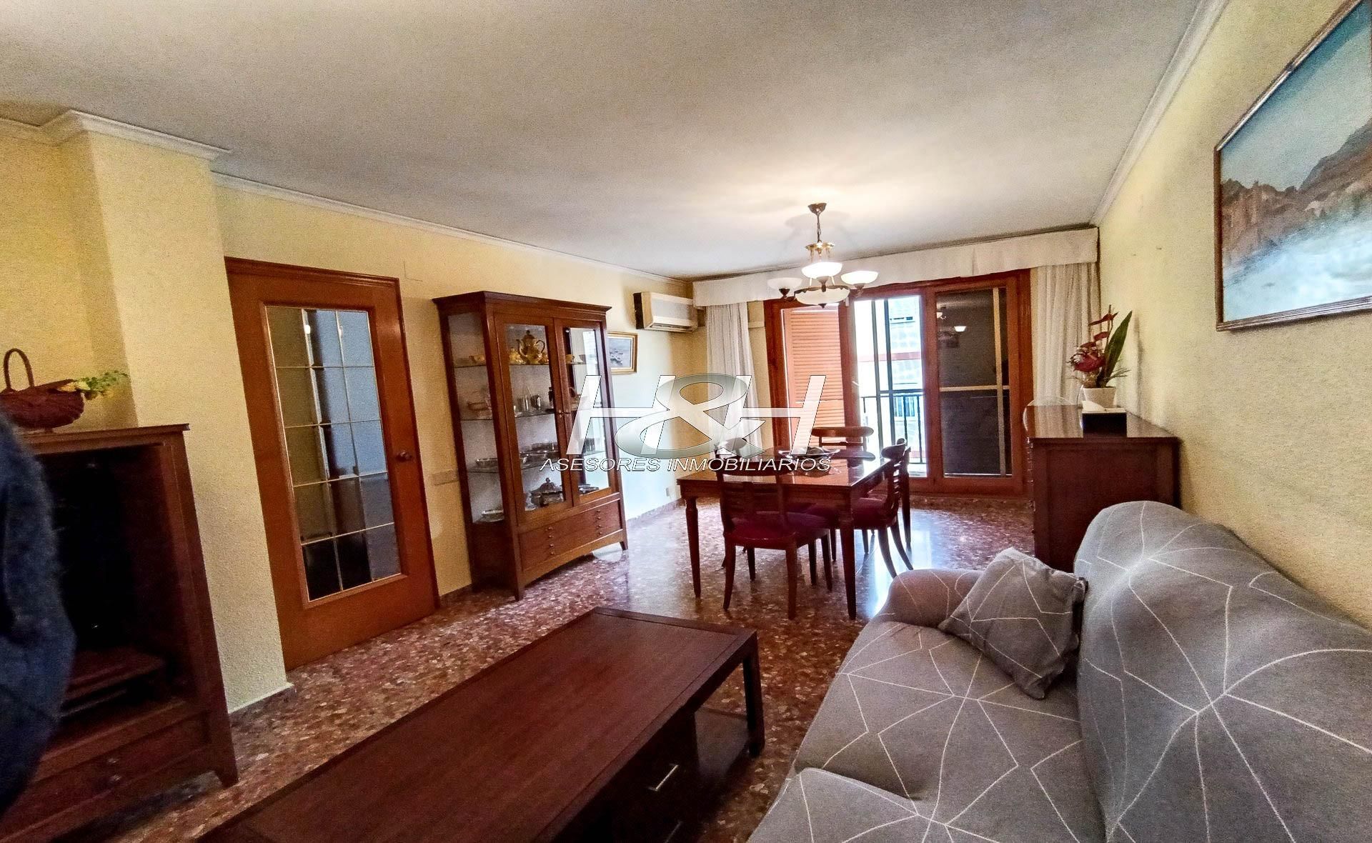 Living room of Flat for sale in Burjassot  with Balcony