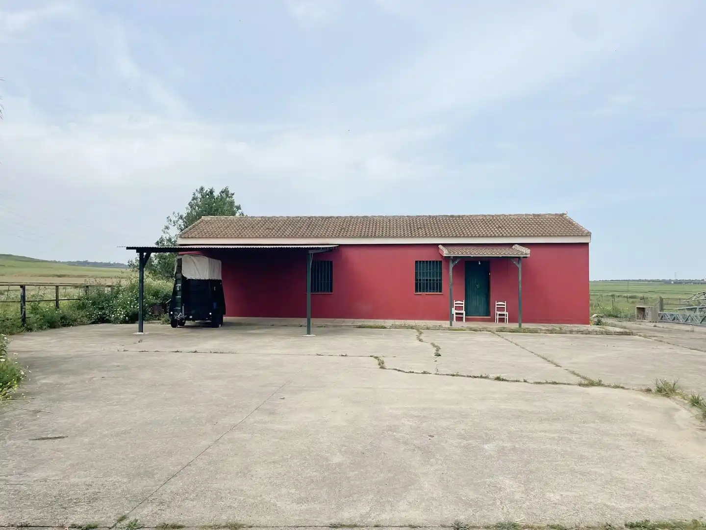 Vista exterior de Finca rústica en venda en Niebla amb Terrassa