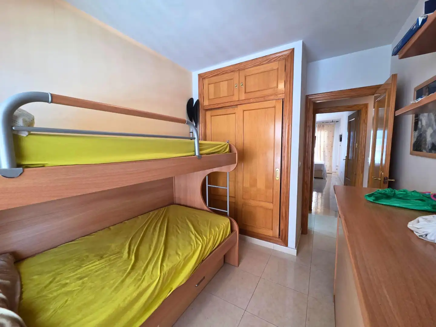 Schlafzimmer von Wohnung zum Verkauf in La Manga del Mar Menor mit Klimaanlage, Heizung und Terrasse