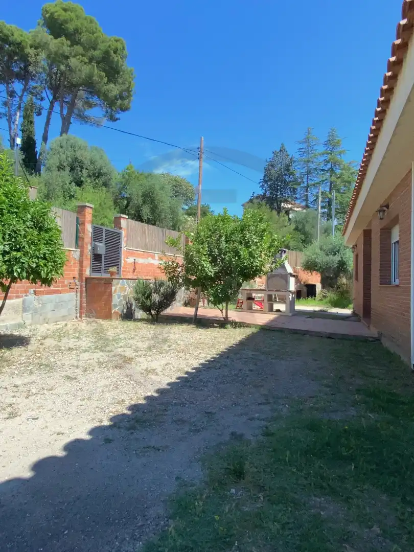 Houses for sale in Viladecavalls  with Air Conditioner, Heating and Private garden