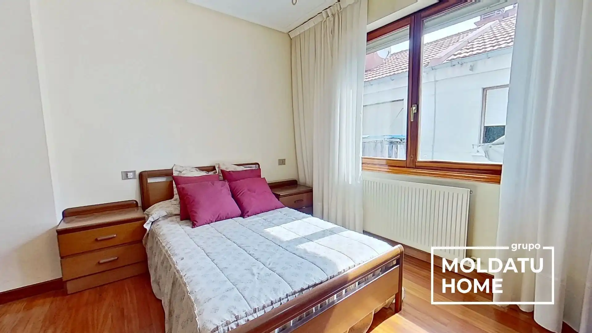 Schlafzimmer von Wohnung zum Verkauf in Barakaldo  mit Heizung, Terrasse und Abstellraum