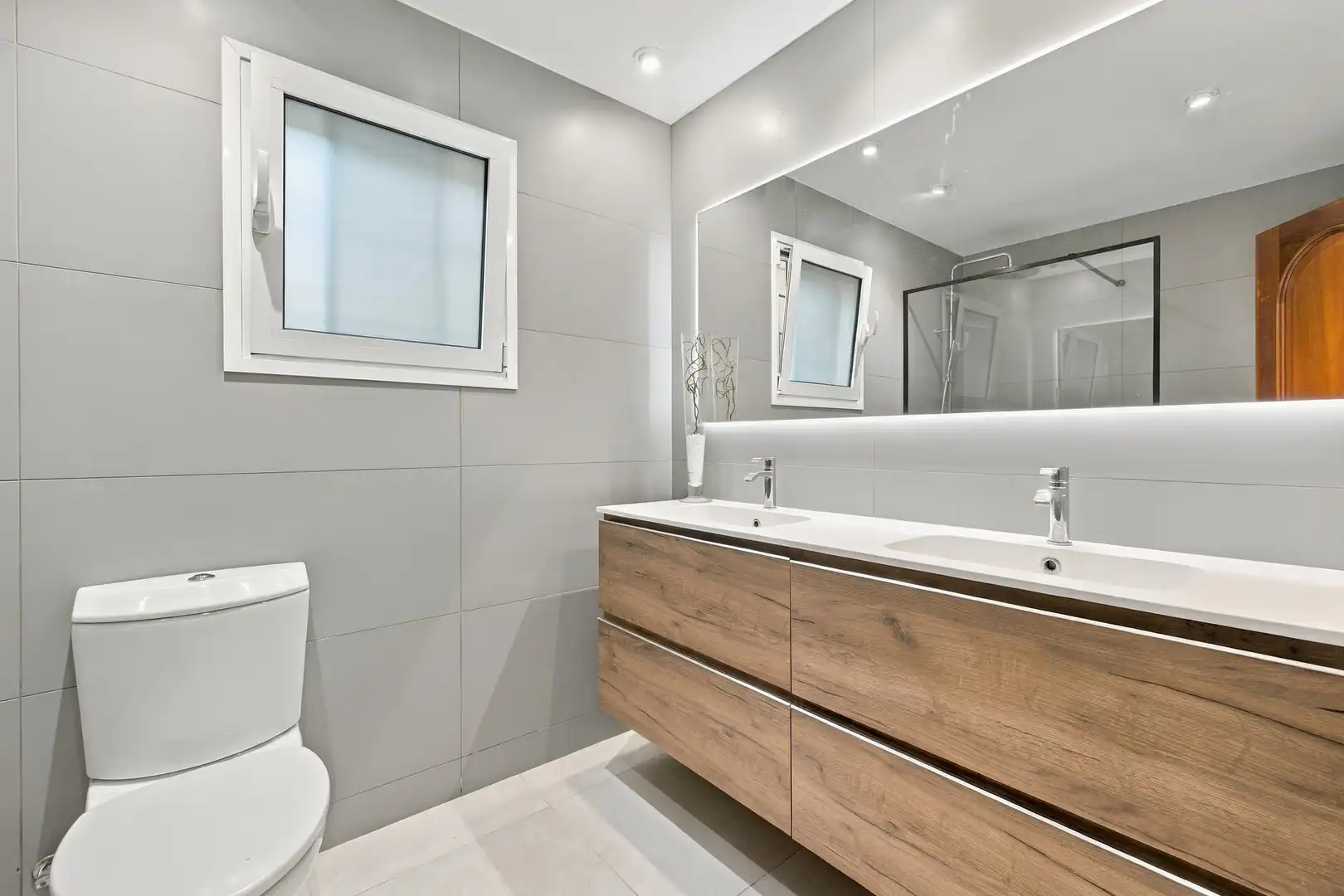Baño de Casa o chalet en venta en Sant Vicenç de Montalt con Aire acondicionado, Calefacción y Parquet