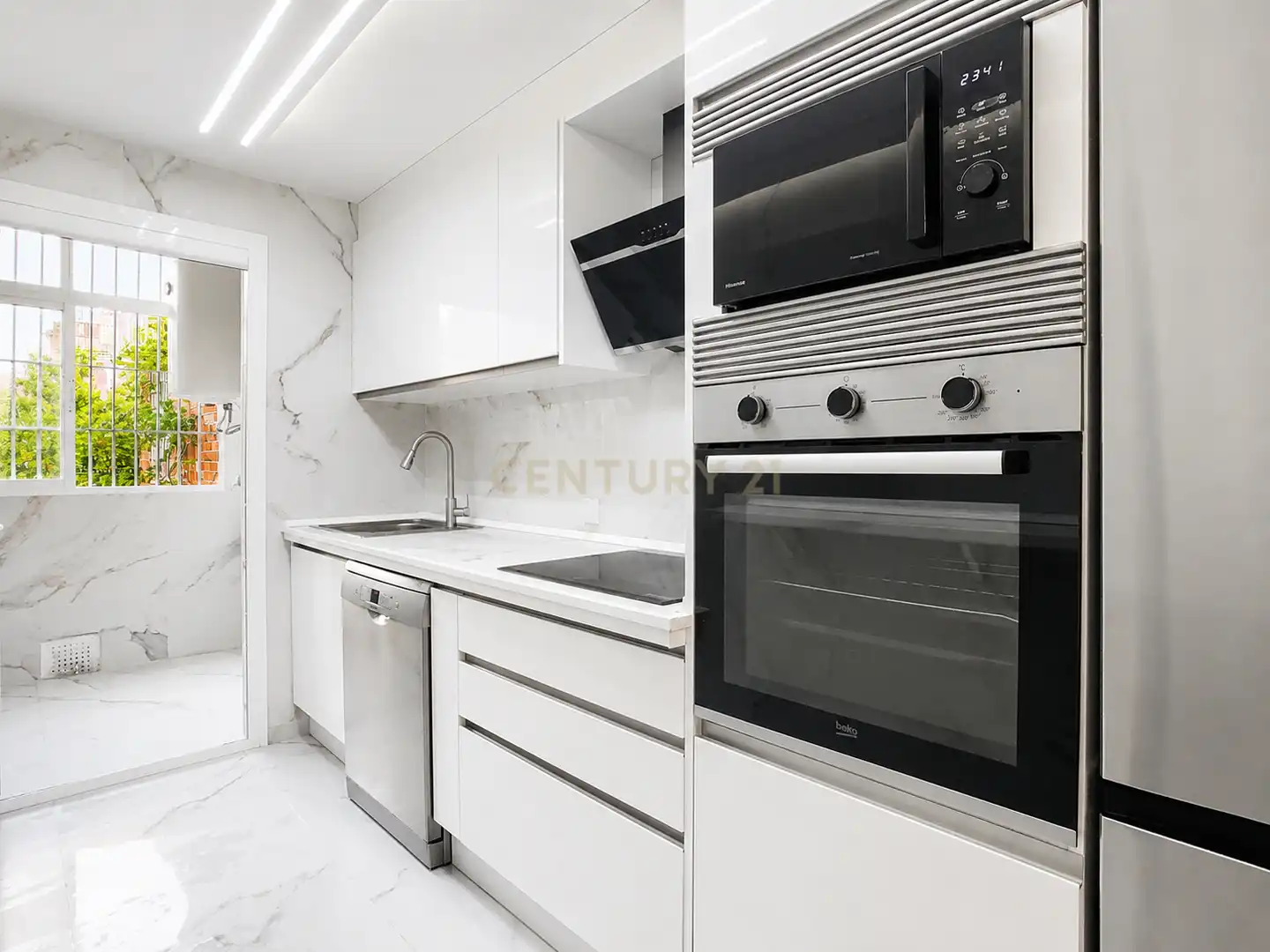 Apartamento con piscina en venta en Avenida las Palmeras, Benalmádena, Spain, imagen 7