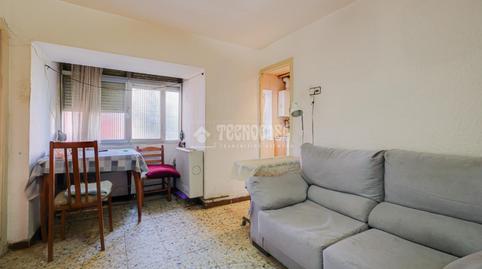 Foto 2 de Piso en venta en Les Roquetes,  Barcelona Capital