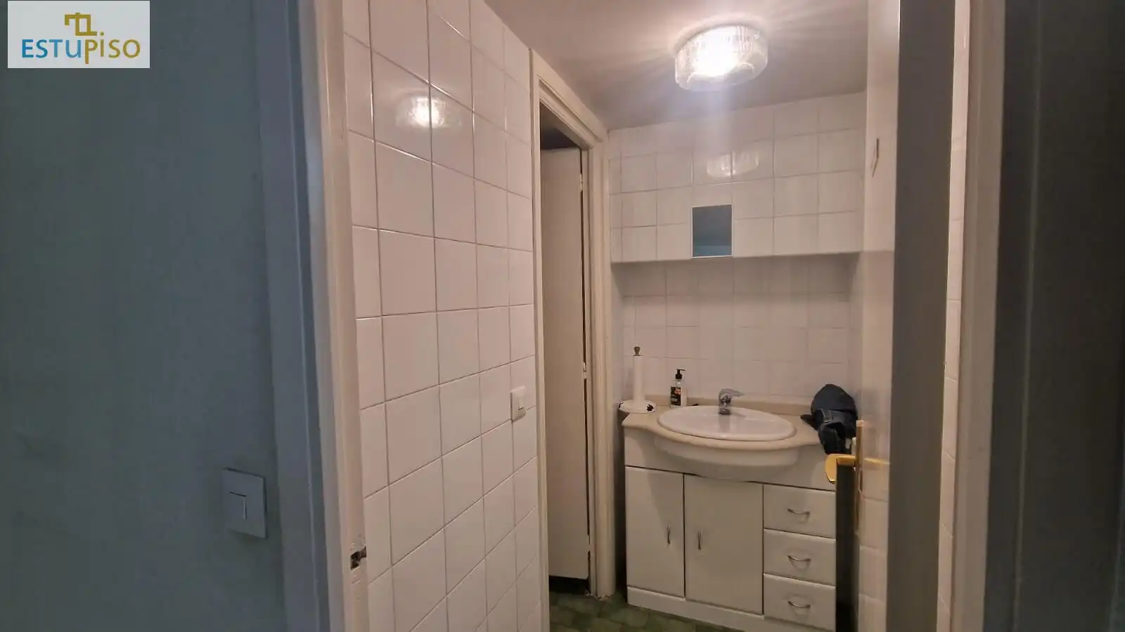 Baño de Local de alquiler en Vitoria - Gasteiz
