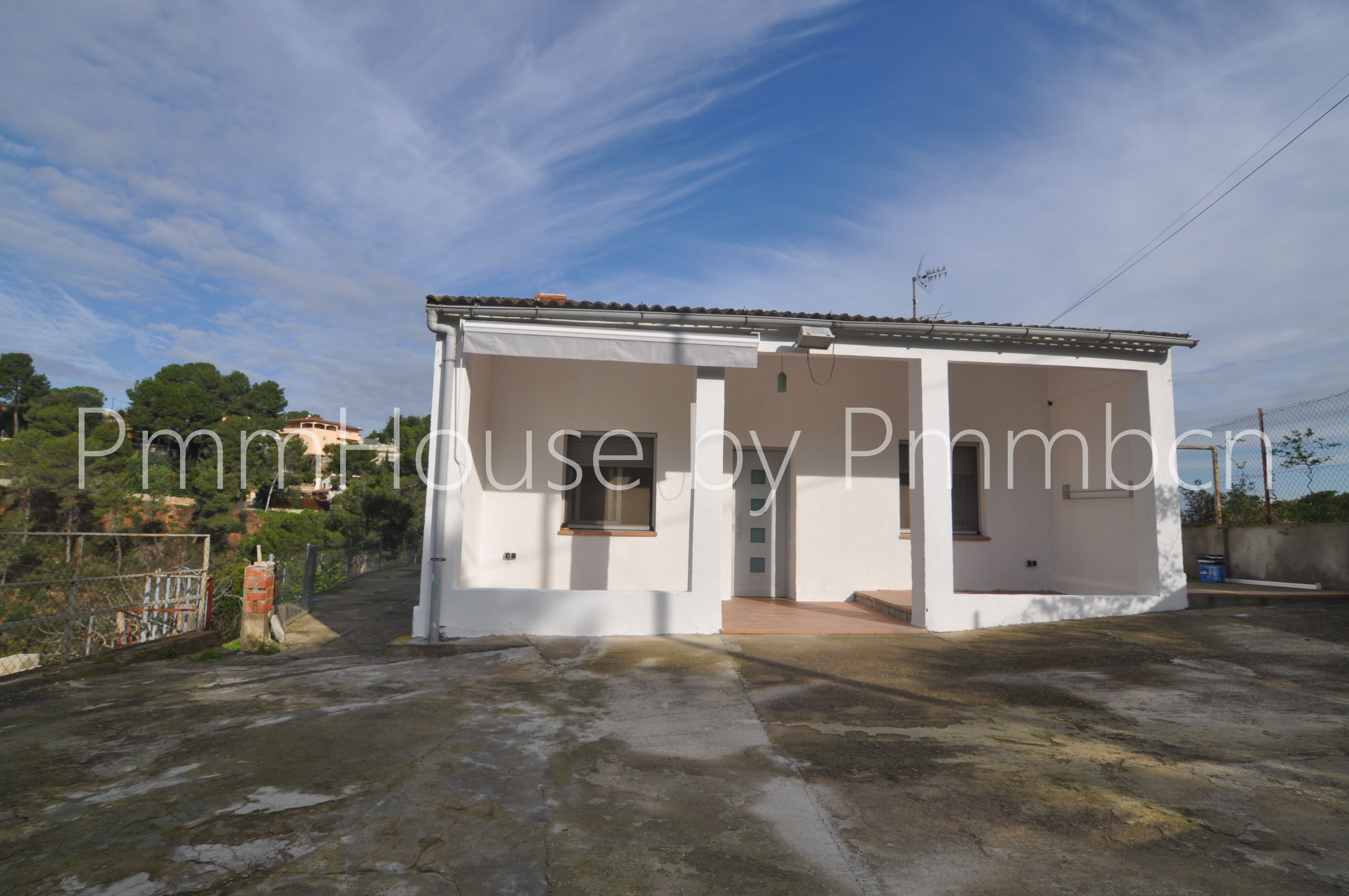 Exterior view of House or chalet for sale in Cabrera d'Anoia  with Heating, Private garden and Swimming Pool