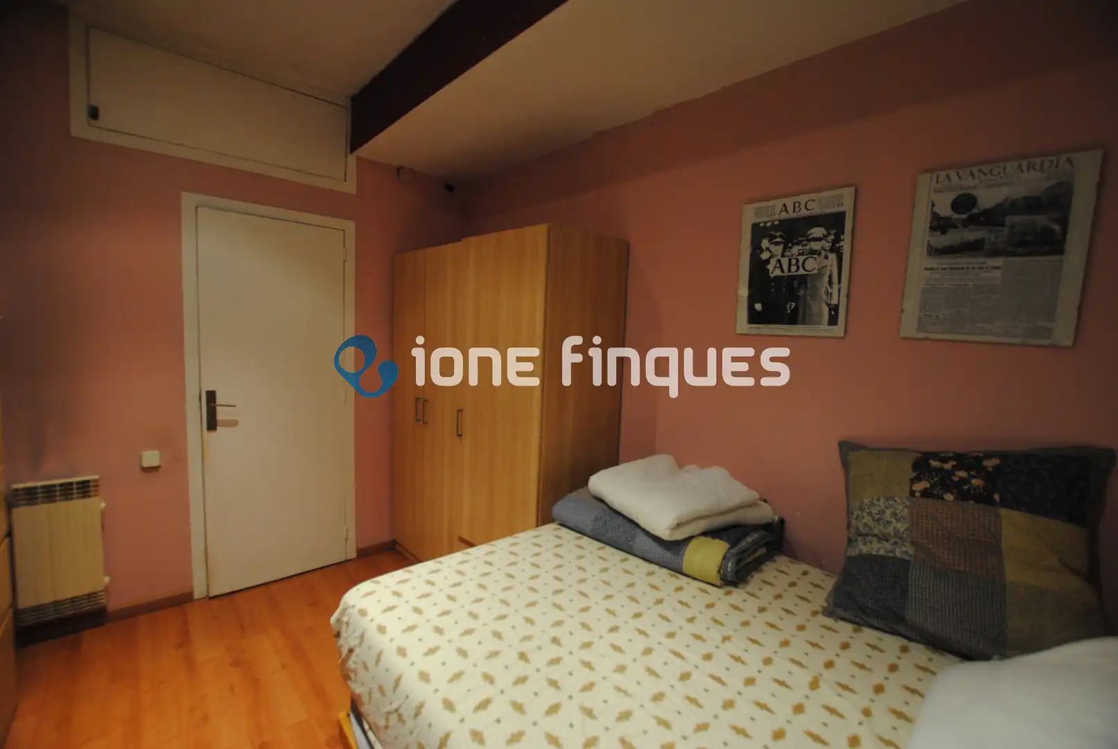 Schlafzimmer von Wohnung zum Verkauf in Barcelona mit Heizung, Privatgarten und Abstellraum