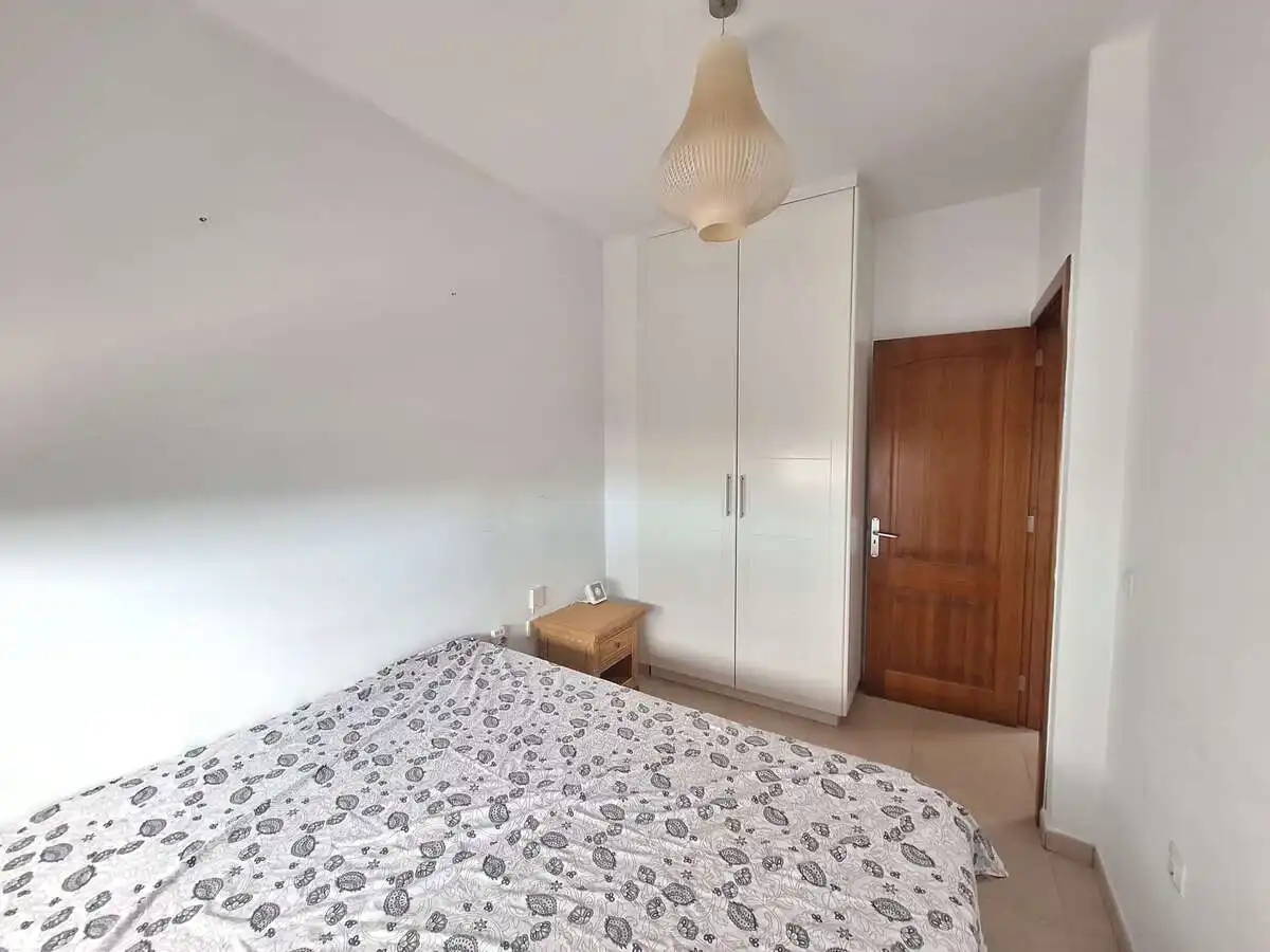 Habitación de Dúplex en venta en Arrecife con Terraza, Amueblado y Microondas