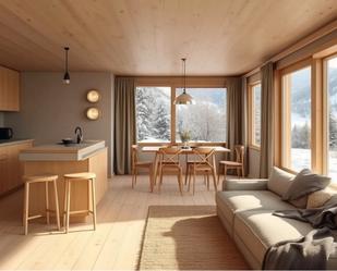 Sala d'estar de Casa o xalet en venda en Panticosa amb Moblat