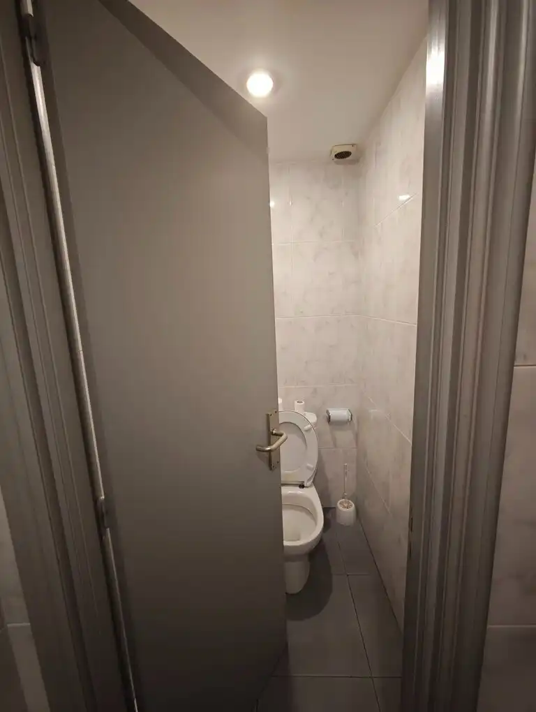 Bathroom of Office for rent in Durango  with Air Conditioner, Heating and Internet