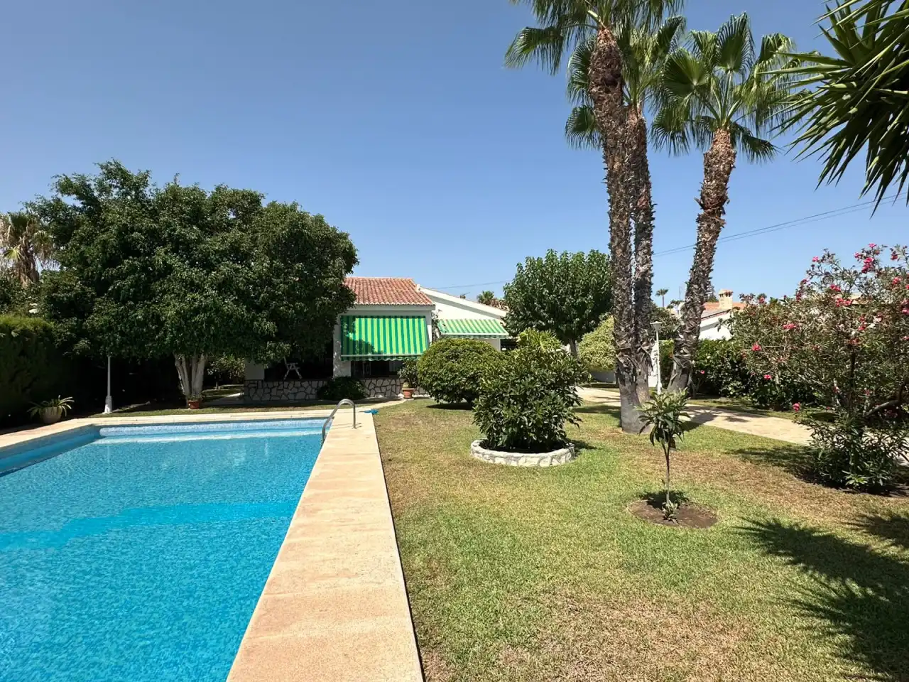 Detached house with pool for sale in La Huerta, imagen 10