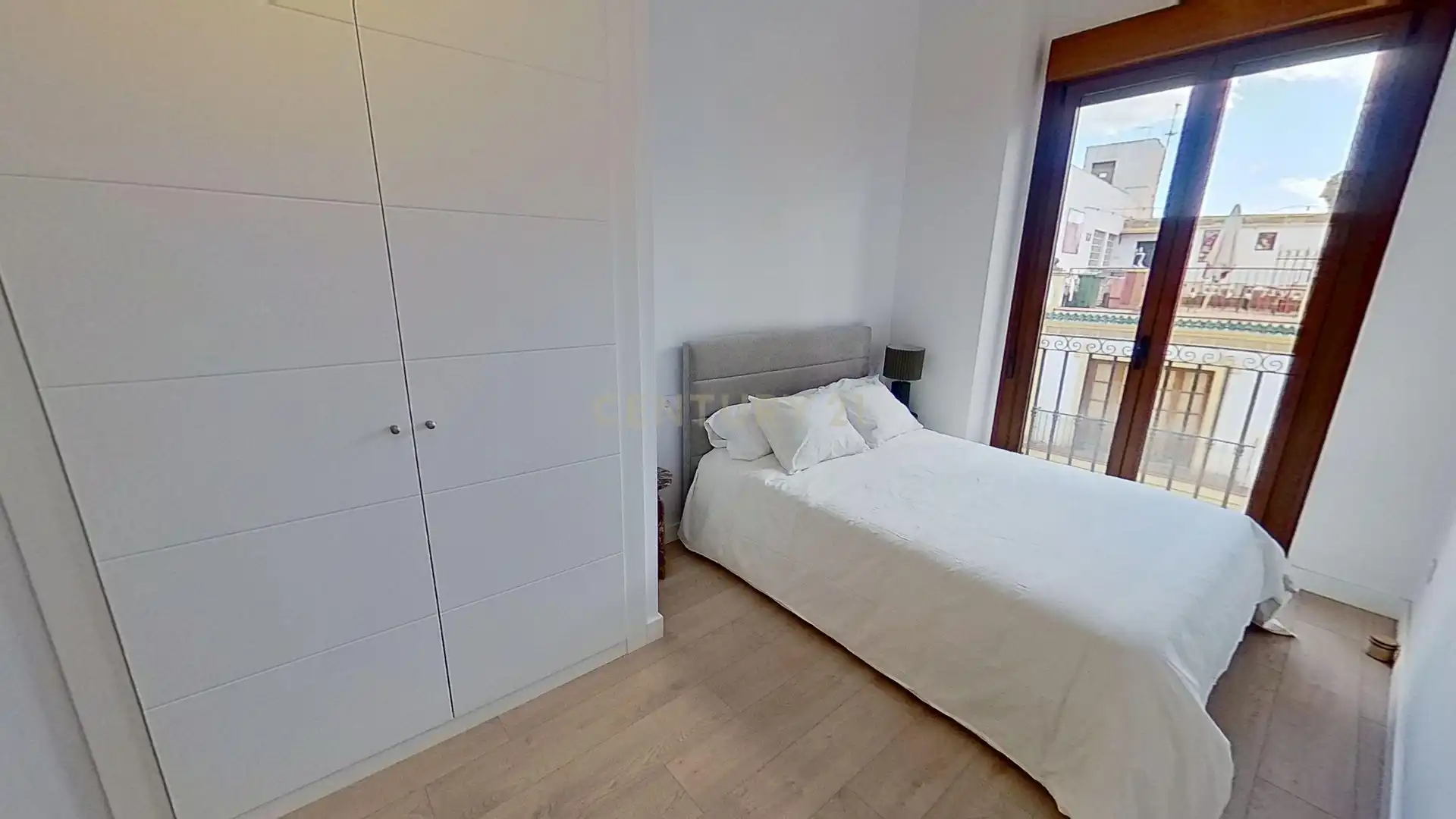 Dormitori de Apartament de lloguer en Málaga amb Aire condicionat, Traster i Forn