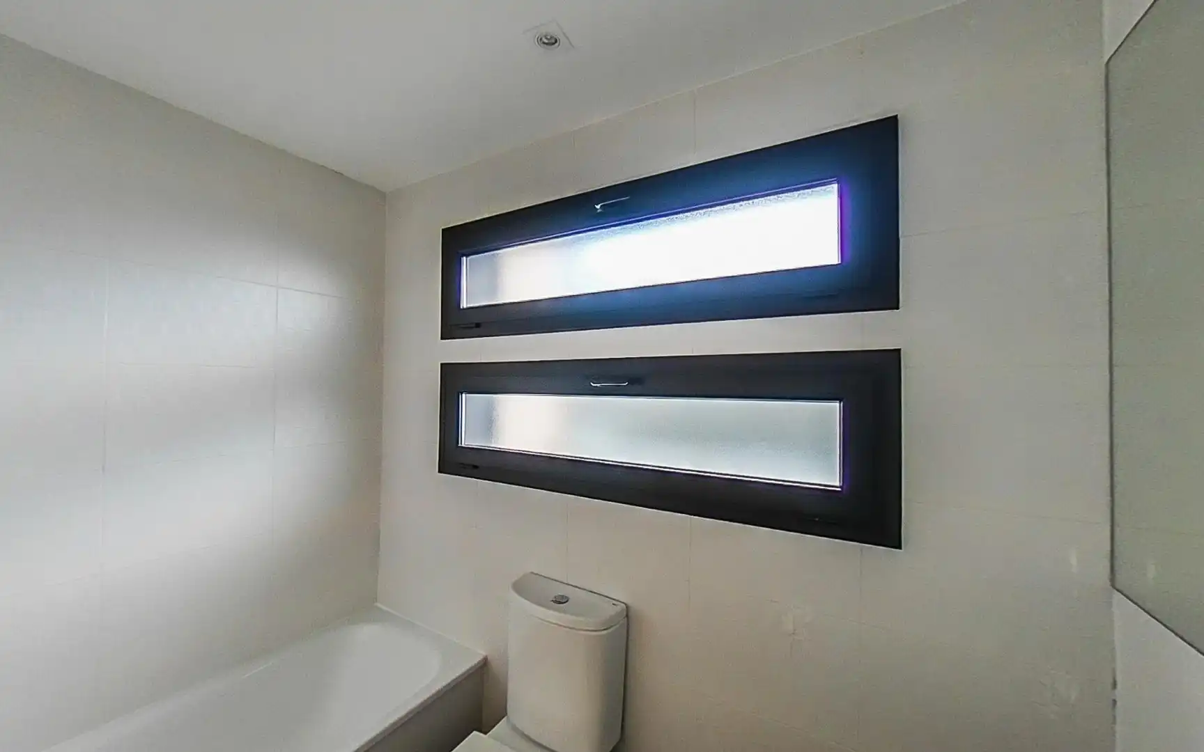 Baño de Casa adosada en venta en Tremp con Calefacción, Jardín privado y Terraza