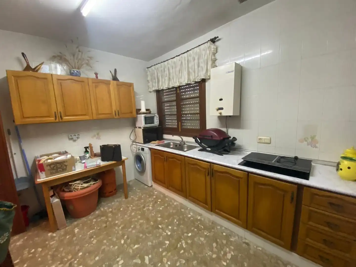 Kitchen of Houses for sale in La Línea de la Concepción