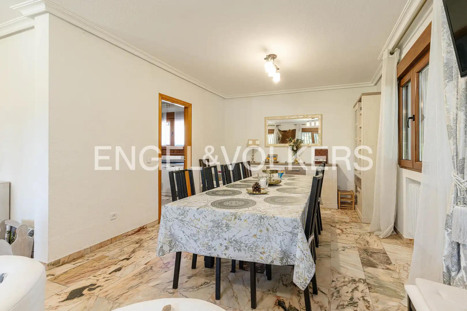 Comedor de Casa o chalet de alquiler en Alpedrete con Calefacción y Jardín privado