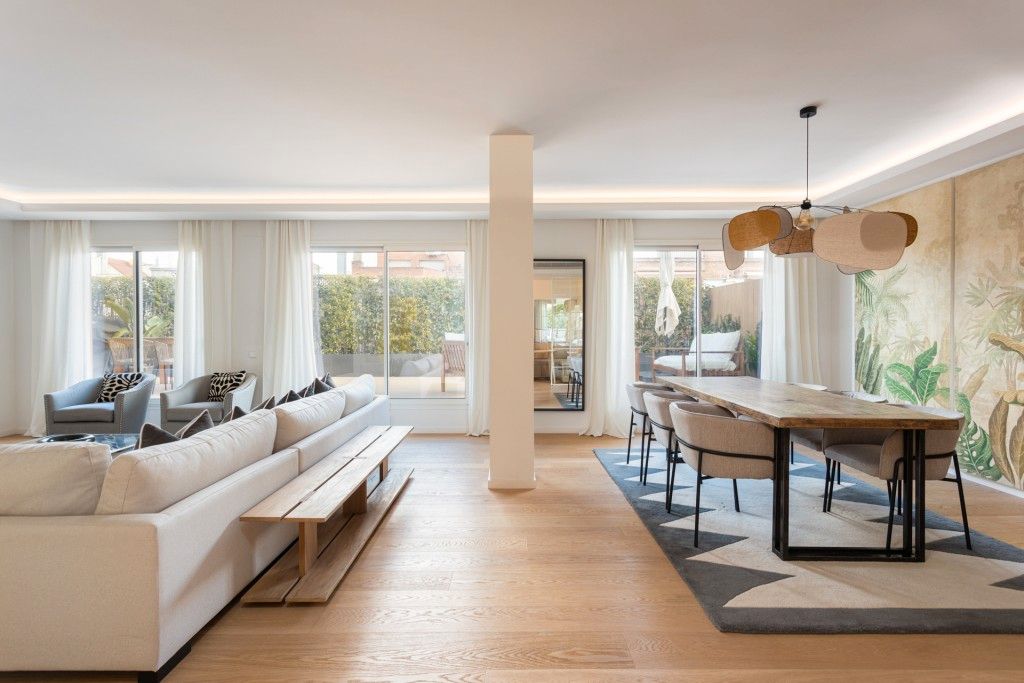 Living room of Attic for sale in  Barcelona Capital  with Air Conditioner, Heating and Parquet flooring