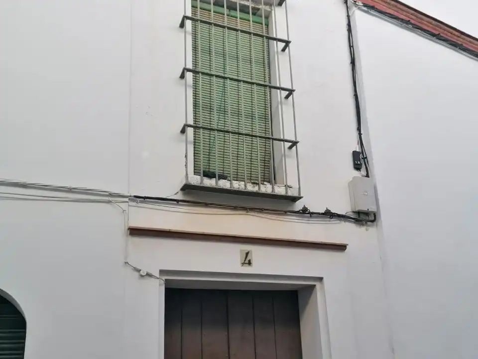 House for sale in Cruz de san francisco 4