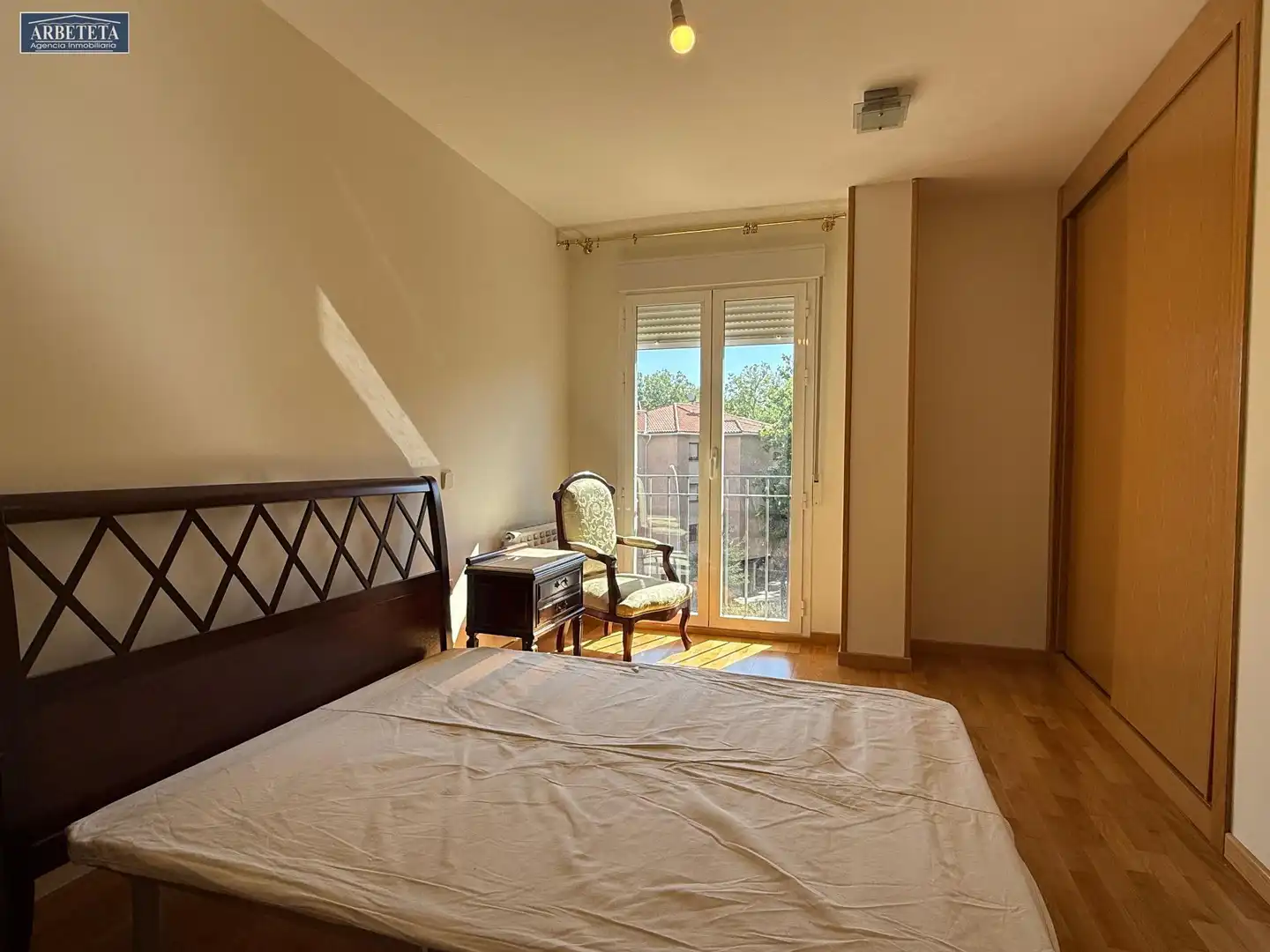 Schlafzimmer von Wohnung zum Verkauf in Sigüenza mit Heizung, Parkett und Gemeinschaftspool