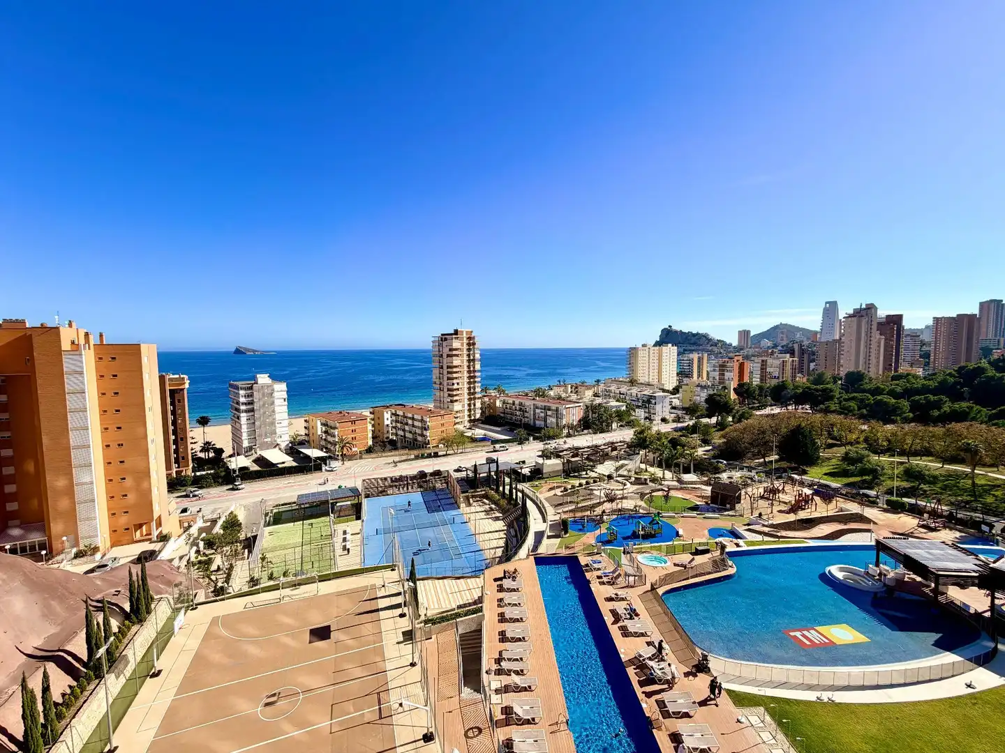 Apartment with pool for sale in Playa de Poniente, imagen 8