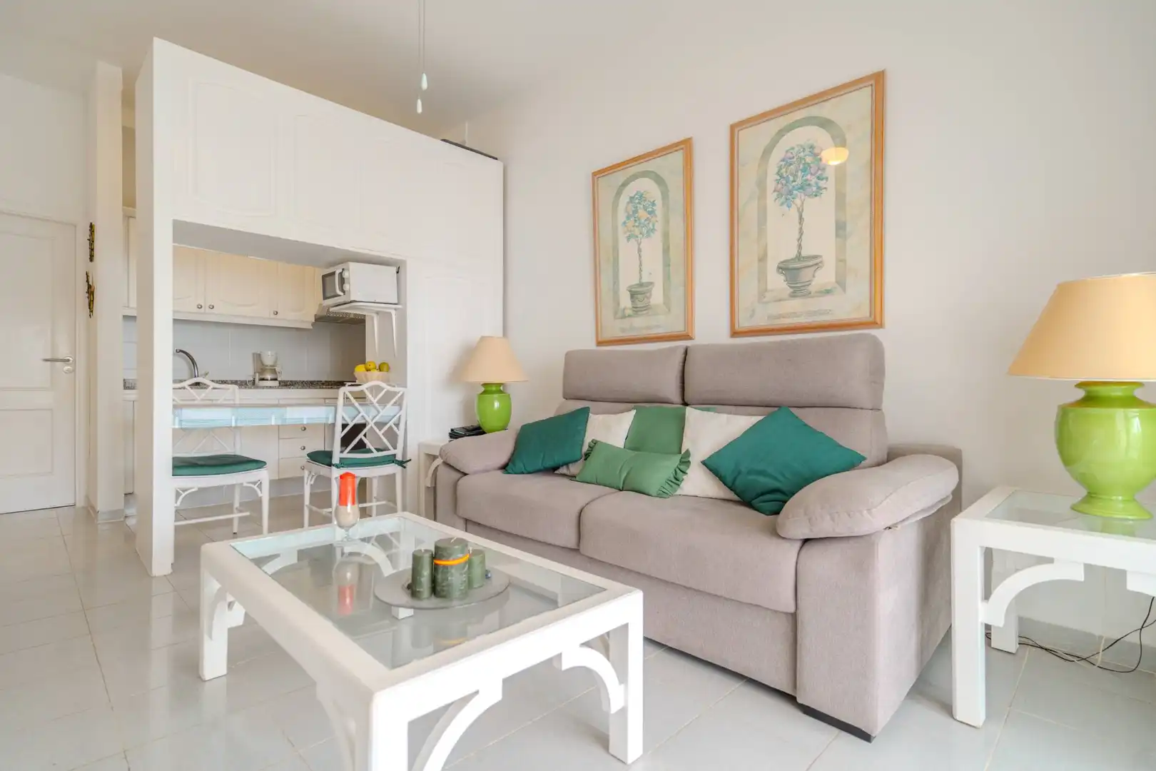 Wohnzimmer von Erdgeschoss zum Verkauf in Adeje mit Terrasse