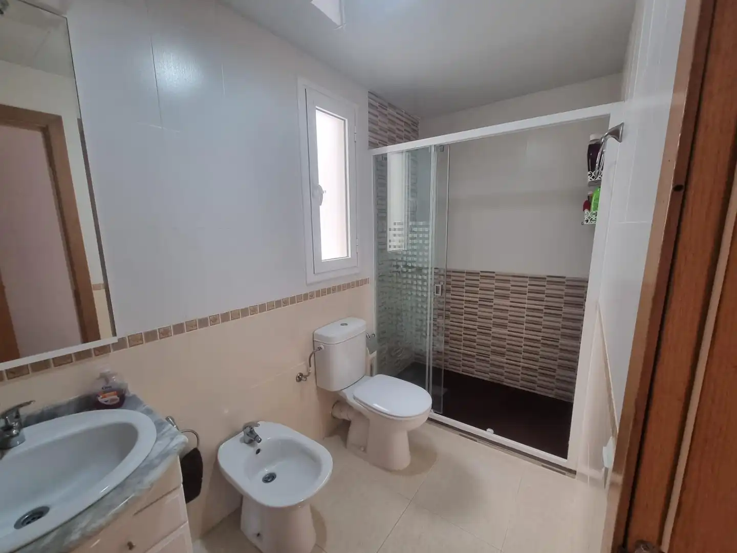 Baño de Piso en venta en Deltebre con Aire acondicionado
