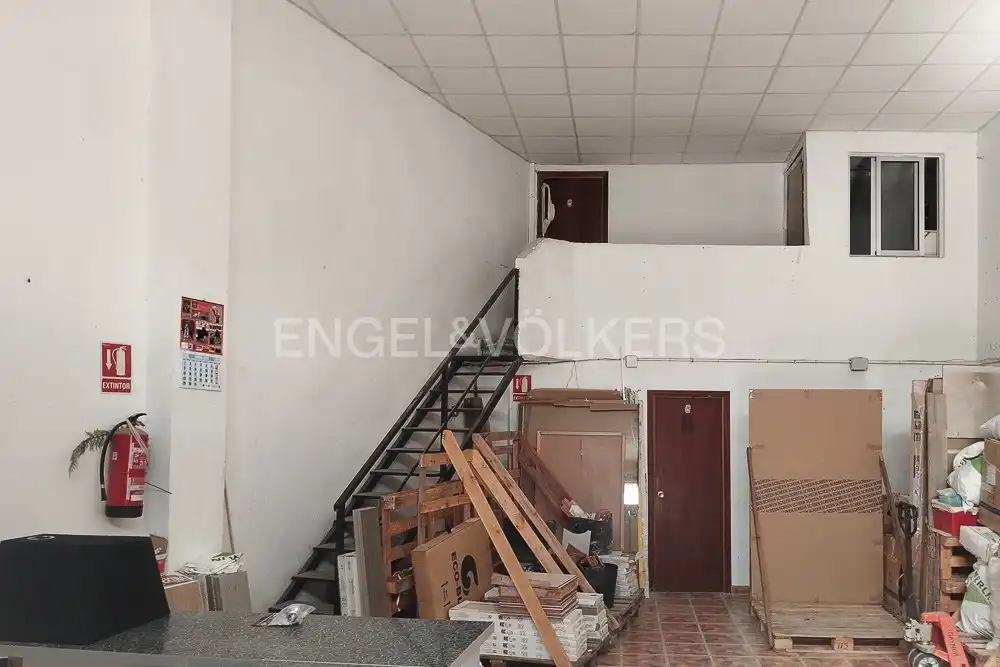 Garaje en venta en Llíria