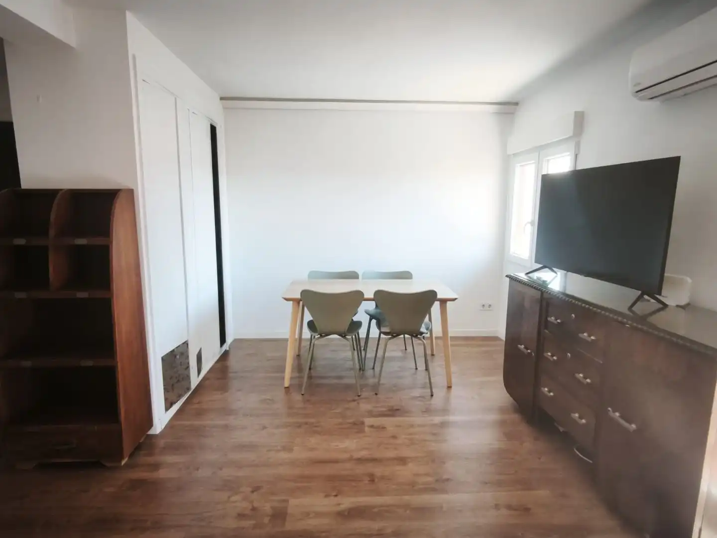 Esszimmer von Wohnung zur Miete in  Madrid Capital mit Klimaanlage und Balkon