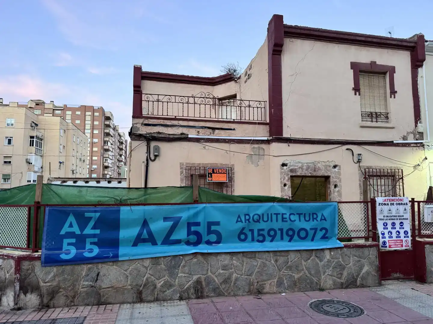 Vista exterior de Casa adosada en venda en Cartagena amb Piscina i Balcó