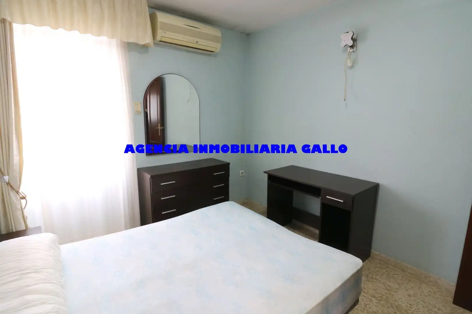 Bedroom of Flat for sale in Sevilla  with Air Conditioner