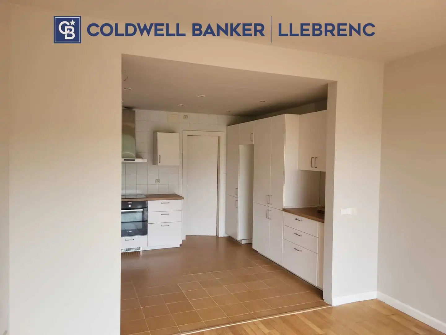 Cuina de Planta baixa de lloguer en Barcelona amb Calefacció, Parquet i Terrassa