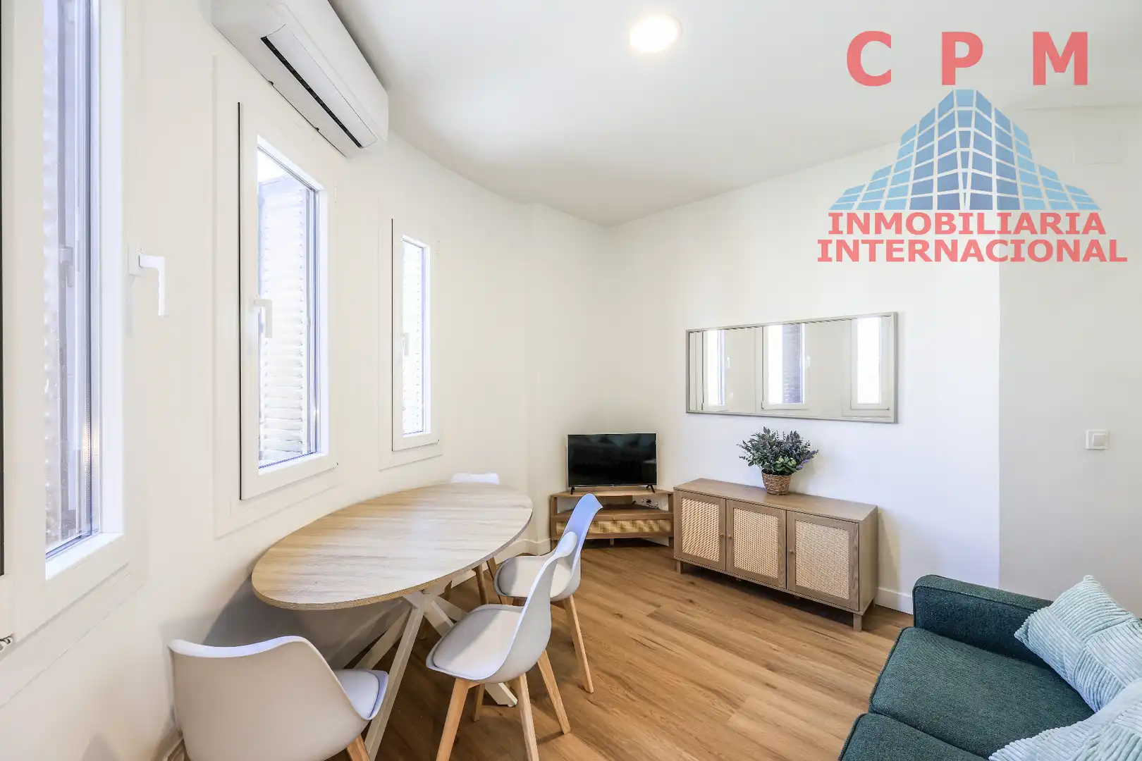 Sala d'estar de Pis de lloguer en  Madrid Capital amb Aire condicionat, Calefacció i Parquet