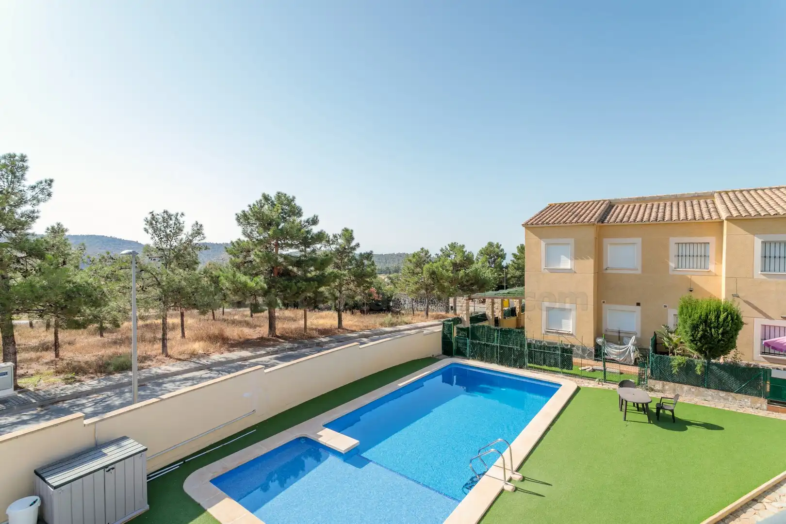 Piscina de Casa adosada en venda en Aigües amb Aire condicionat, Terrassa i Traster