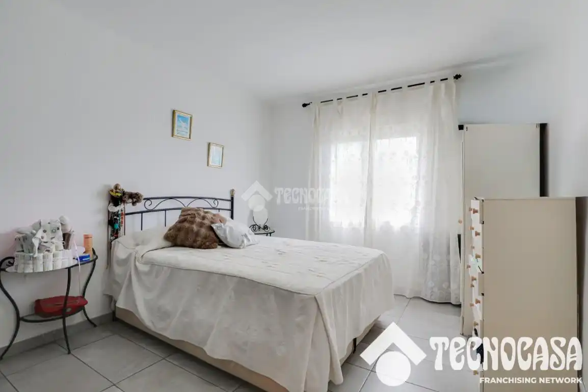 Schlafzimmer von Wohnung zum Verkauf in Mataró mit Klimaanlage und Balkon