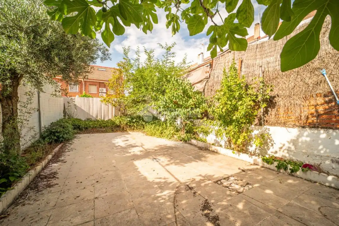 Jardí de Casa adosada en venda en Arganda del Rey amb Calefacció