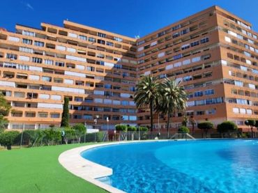 Pis amb piscina en venda a Calle Del Cap De Ponent 11