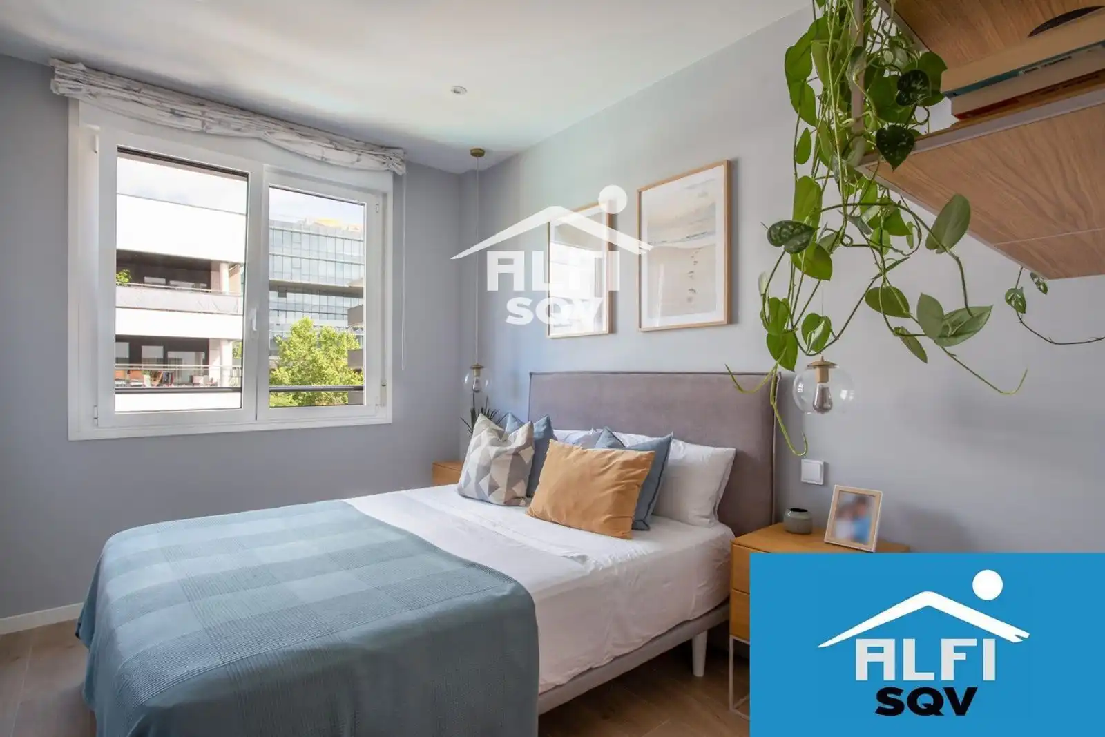 Bedroom of Flat for sale in Sant Cugat del Vallès  with Air Conditioner, Heating and Terrace