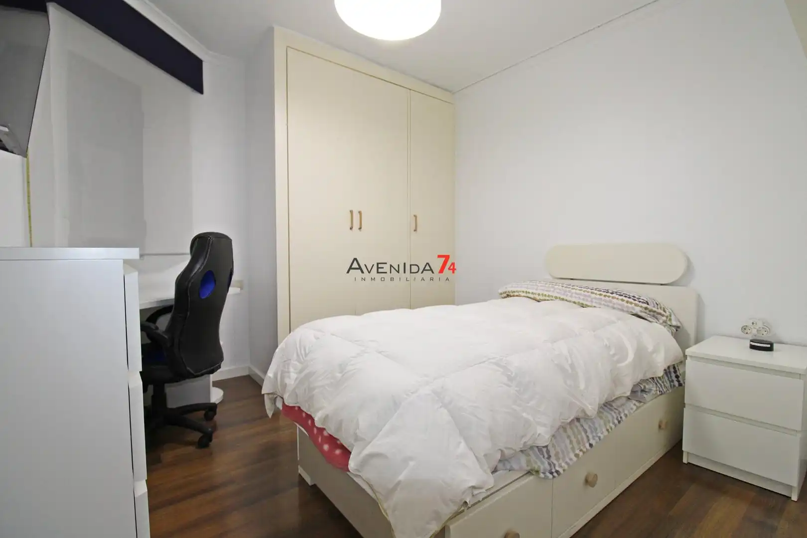 Schlafzimmer von Wohnung zum Verkauf in Lorca mit Klimaanlage, Heizung und Parkett