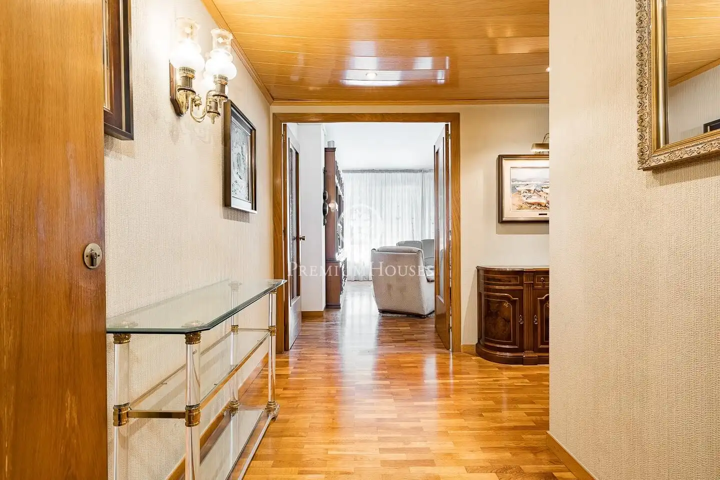 Piso en venta en Barcelona con Calefacción y Terraza