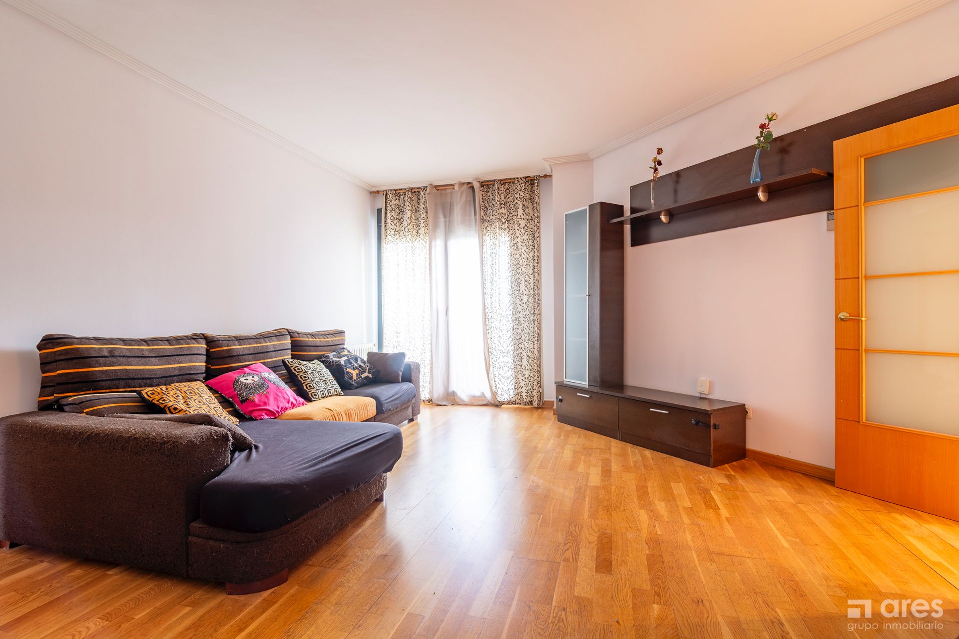 Living room of Flat for sale in Alcorcón  with Air Conditioner, Heating and Terrace